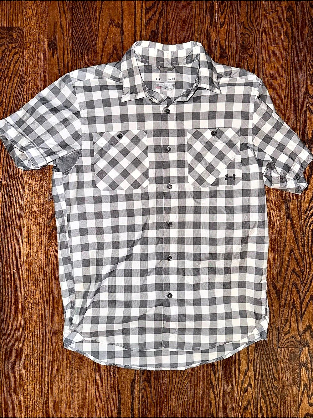 Under Armour Men's Checkered Button Down Gray & White Size Medium